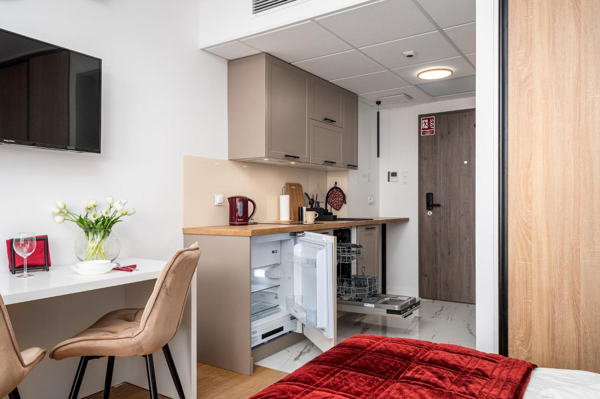 Pileckiego Residence Warsaw Ngoại thất bức ảnh