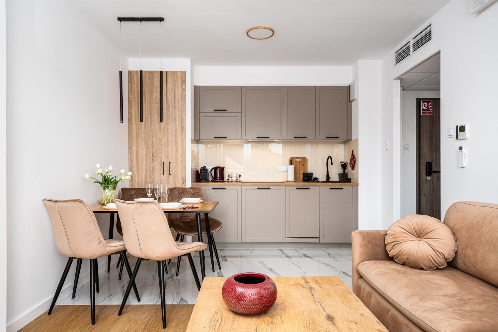 Pileckiego Residence Warsaw Ngoại thất bức ảnh