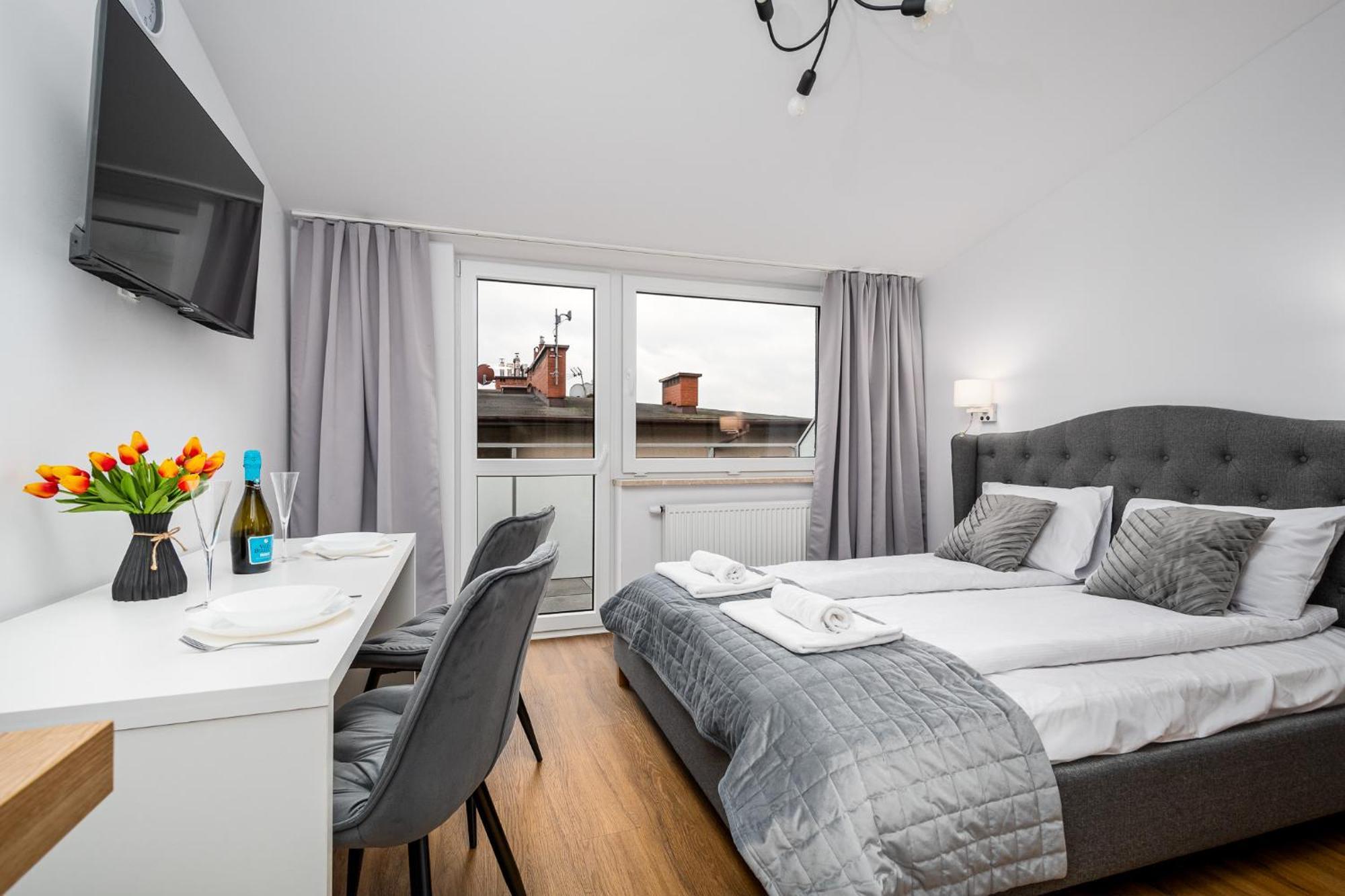 Pileckiego Residence Warsaw Ngoại thất bức ảnh